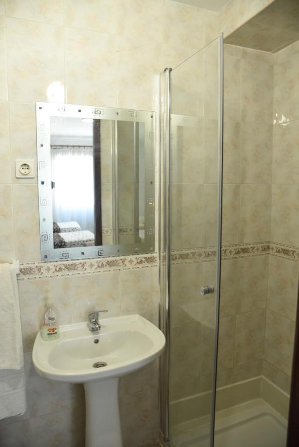 אזמבוז'ה Flor Da Primavera - Residencial E Apartamentos מראה חיצוני תמונה