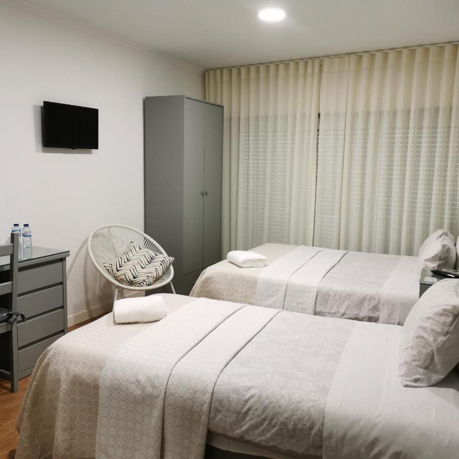 אזמבוז'ה Flor Da Primavera - Residencial E Apartamentos מראה חיצוני תמונה
